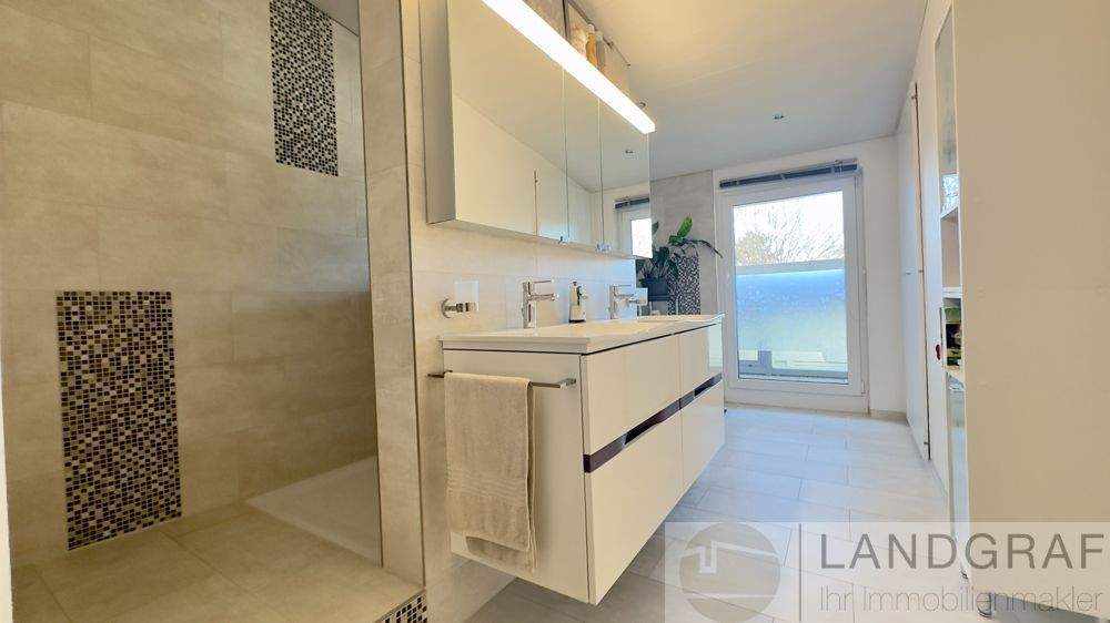 Reihenmittelhaus Reutlingen / Orschel-Hagen Orschel-Hagen - 3 Zimmer, 126 m&sup2;, 498.000&euro; | Angebot:24699442