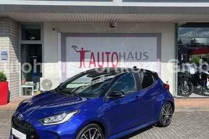 Toyota Yaris 2.500 km 28.500 &euro; Bielefeld 33689