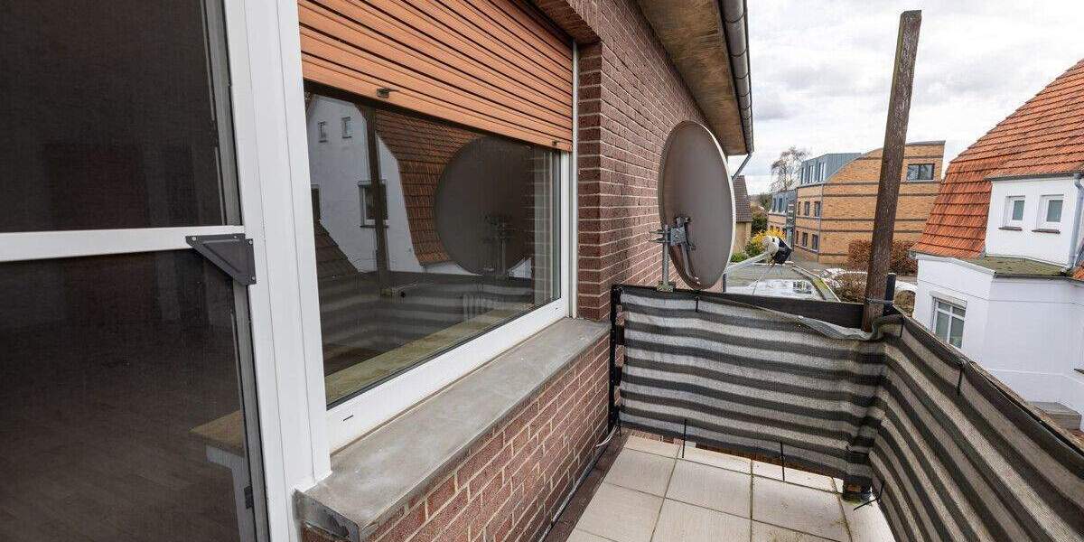 Mehrfamilienhaus, Wohnhaus Delmenhorst Stickgras/Annenriede - 6 Zimmer, 200 m&sup2;, 418.000&euro; | Angebot:25700085