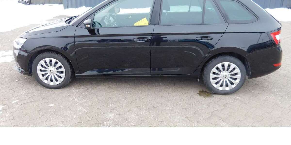 Skoda Fabia 25.700 km 14.990 &euro; Vordorf 38533