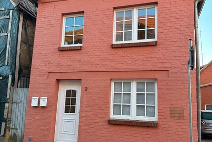 Wohnung Plau am See - 1 Zimmer, 30 m&sup2;, 240&euro; | Angebot:25377681