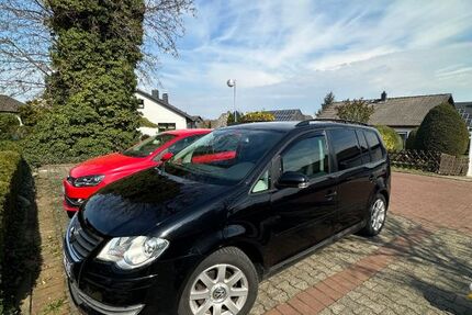 VW Touran 204.000 km 3.499 &euro; GOSLAR 38642