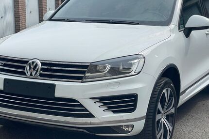 VW Touareg 227.543 km 16.900 &euro; Krefeld 47799