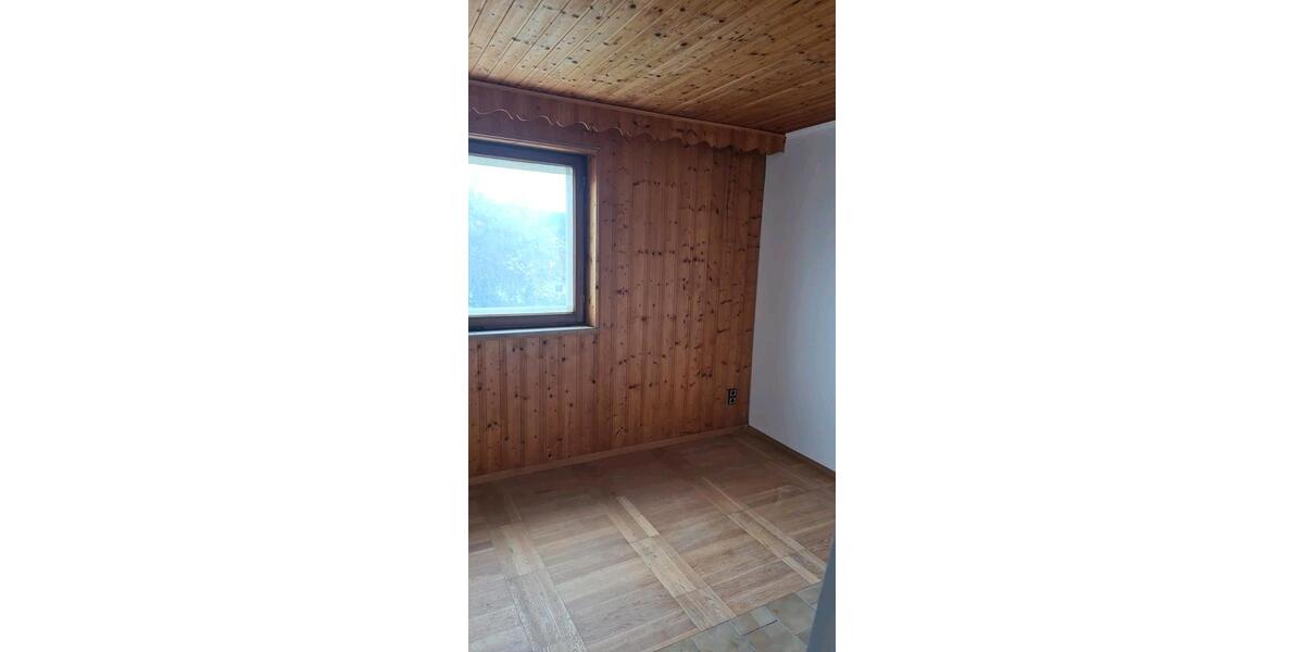 Einfamilienhaus Altenstadt an der Waldnaab - 6 Zimmer, 180 m&sup2;, 49.900&euro; | Angebot:26699106