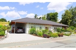 Wohnen auf einer Ebene, exklusiver Bungalow im Kurort Bad Steben - Einfamilienhaus Bad Steben | Angebot:25323657