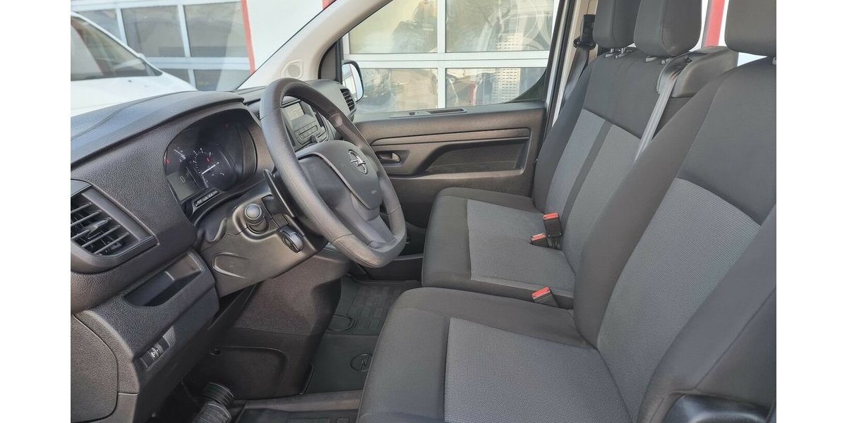 Opel Vivaro Edition M 9-Sitzer Automatik Zafira Life 84.300 km 27.700 &euro; Garrel 49681