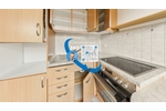 Innenstadtlage für Praktiker: helle 2-Zimmer-Dachgeschosswohnung mit Einbauküche, Duschbad, Keller - Dachgeschoßwohnung Schwerin Feldstadt | Angebot:26866548