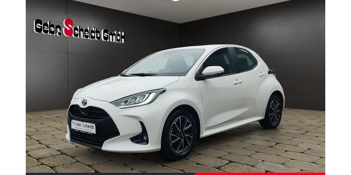 Toyota Yaris 10.033 km 21.480 &euro; Schiffweiler 66578