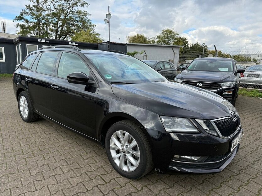 Skoda Octavia 1.8 TSI DSG Style/Navi/LED/1Hand 100.000 km 13.490 € Frankfurt 60386