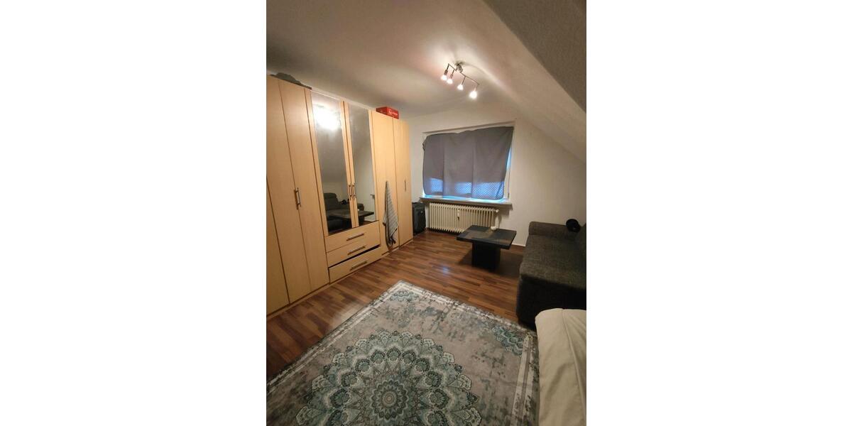 Dachgeschoßwohnung Bremen Findorff - 2 Zimmer, 75 m&sup2;, 600&euro; | Angebot:25405233