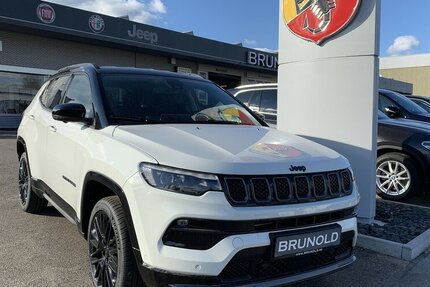 Jeep Compass 1.3 T4 4xe PLUG-IN HYBRID Automatik S 6.500 km 39.900 € Backnang, 71522