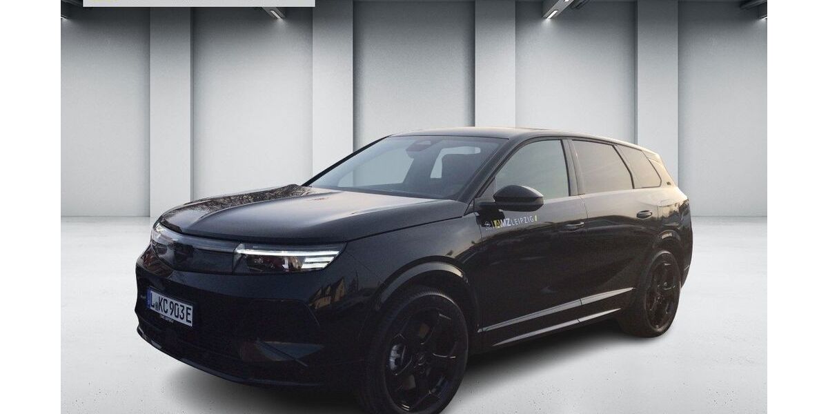 Opel Grandland (X) 4.990 km 52.990 &euro; Leipzig 04179