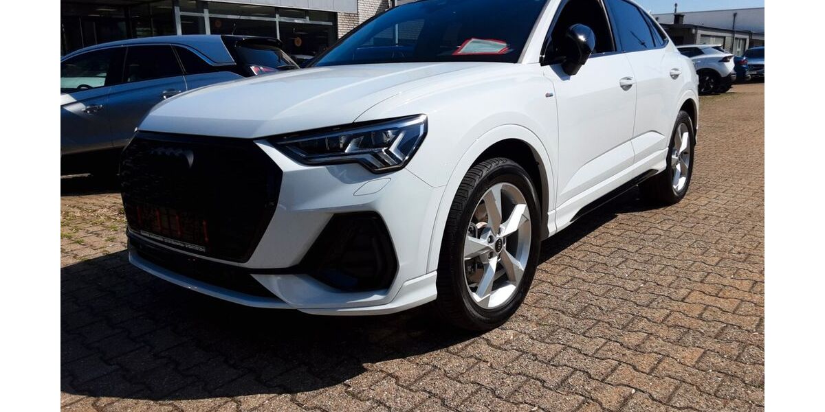 Audi Q3 23.300 km 39.990 &euro; Monschau (bei Aachen) 52156