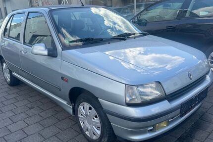 Renault Clio 135.000 km 2.999 € Saarlouis 66740