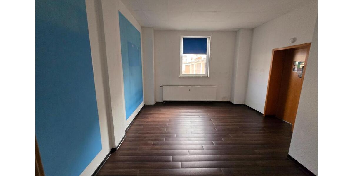 Etagenwohnung Waltershausen - 3 Zimmer, 120 m&sup2;, 840&euro; | Angebot:25893921