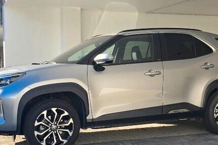 Toyota Yaris Cross 8.825 km 24.690 &euro; Stade 21680