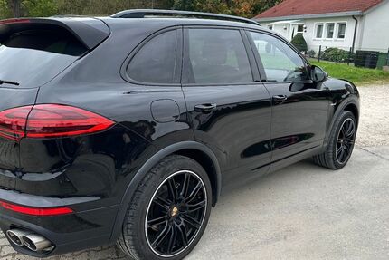 Porsche Cayenne 290.000 km 26.000 &euro; Pfaffenhofen 85276