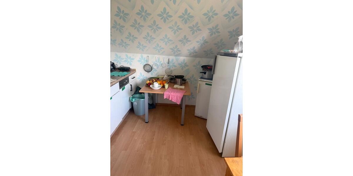 Dachgeschoßwohnung Friedeburg - 3 Zimmer, 80 m&sup2;, 600&euro; | Angebot:26347980