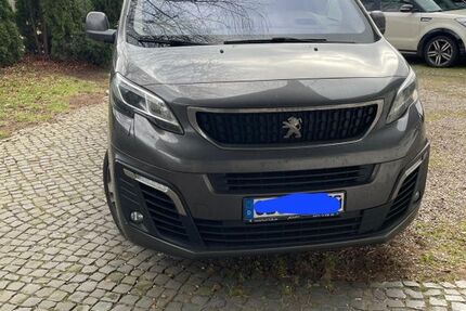 Peugeot Traveller