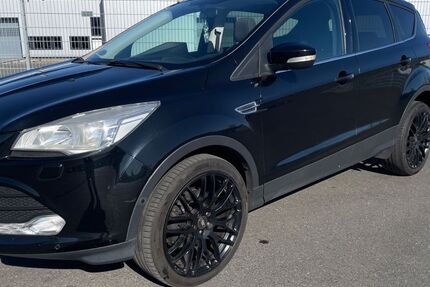 Ford Kuga 209.000 km 7.390 &euro; Irlich 56567