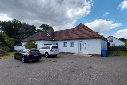 Bungalow in idyllische Lage mit Pool, Sauna, Kamin, Garten uvm