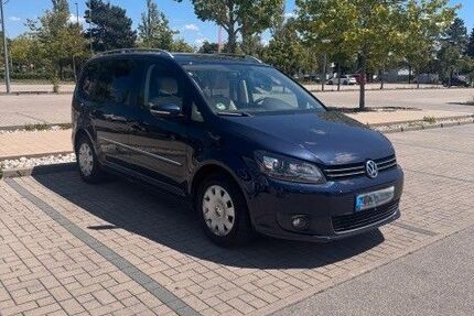 VW Touran 183.000 km 6.300 &euro; München 80993
