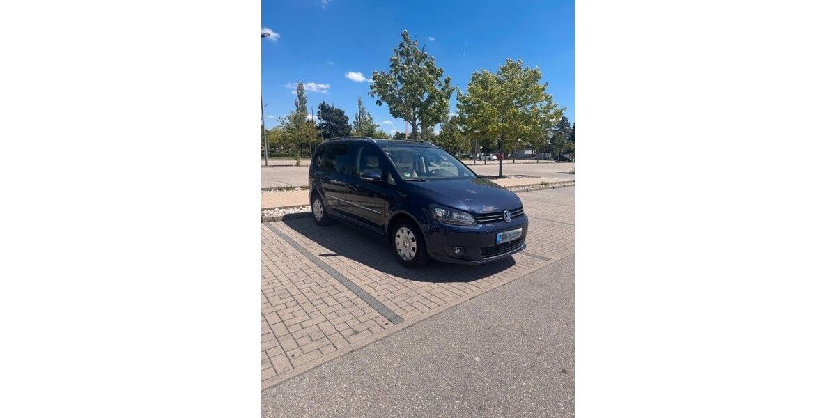 VW Touran 183.000 km 6.300 &euro; München 80993