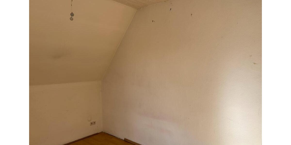 Reihenhaus Duisburg Hamborn - 4 Zimmer, 70 m&sup2;, 107.000&euro; | Angebot:26840110