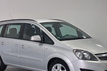 Opel Zafira 90.450 km 6.800 &euro; Hamburg 22043