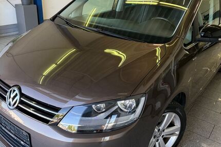 VW Sharan 178.207 km 13.990 &euro; Köln 50829