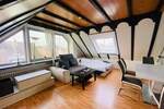 Helles Dachgeschoss-Apartment in ruhiger Wohnlage 1 zimmer