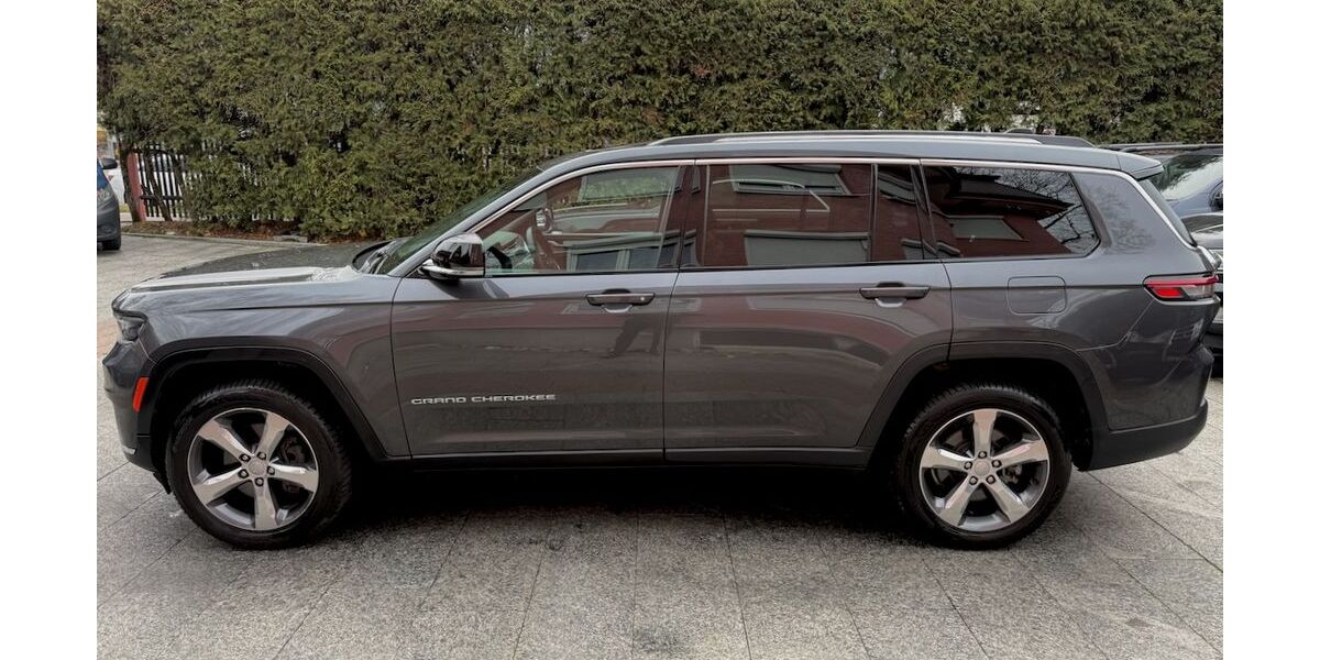 Jeep Grand Cherokee 39.000 km 36.980 &euro; München 81827