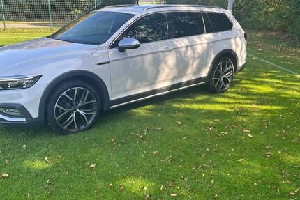 VW Passat Alltrack 88.500 km 32.500 € Naumburg 34311