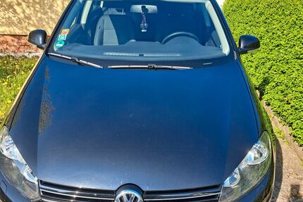 VW Golf 143.000 km 5.500 &euro; Staßfurt 39418