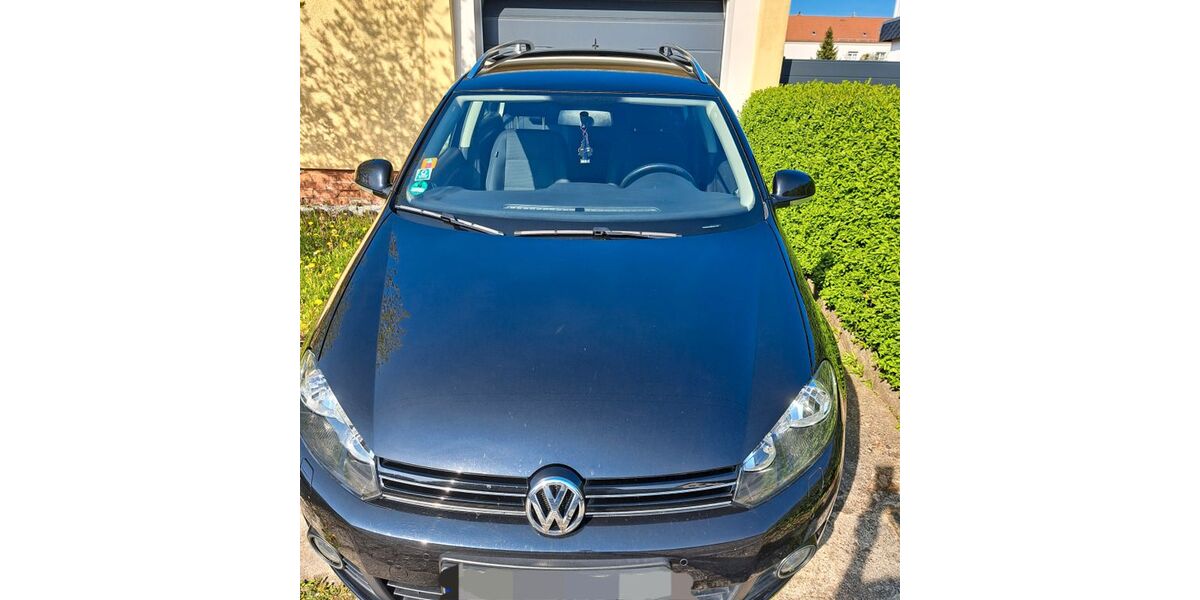 VW Golf 143.000 km 5.500 &euro; Staßfurt 39418