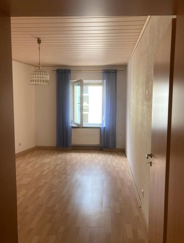 Schöne Eigentumswohnung in Zentrumsnähe, 10-15 min zu Fuß