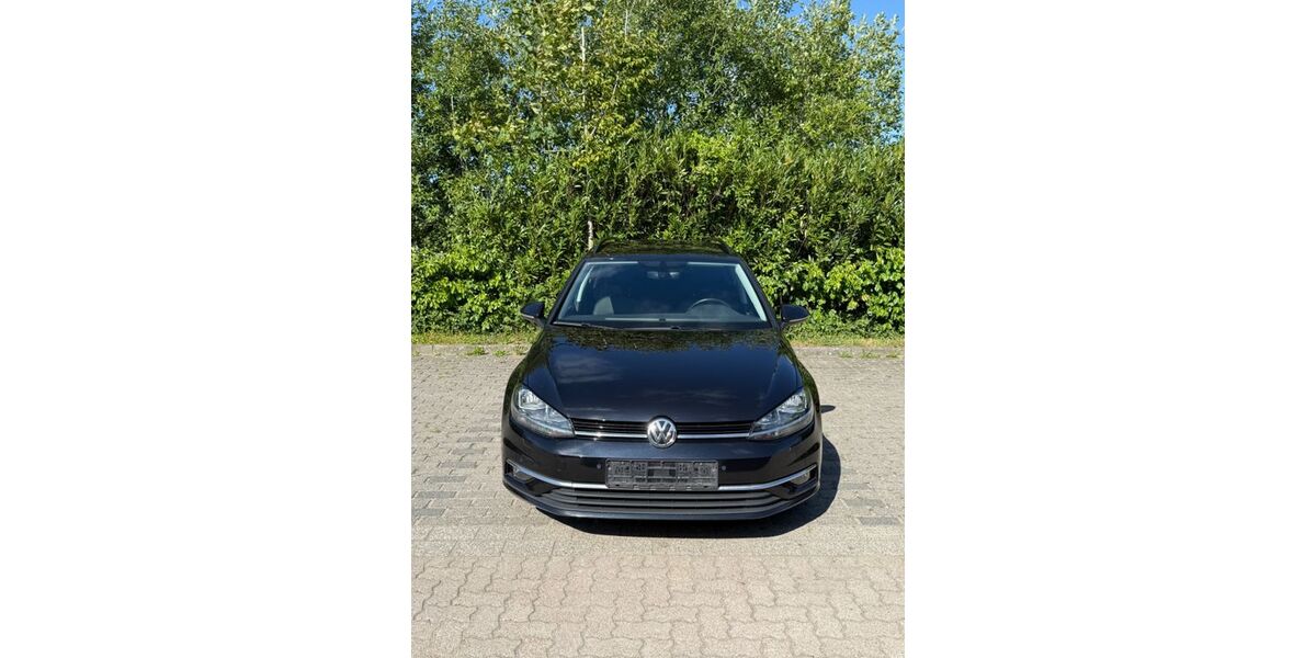 VW Golf 108.000 km 13.900 &euro; Schwentinental 24223