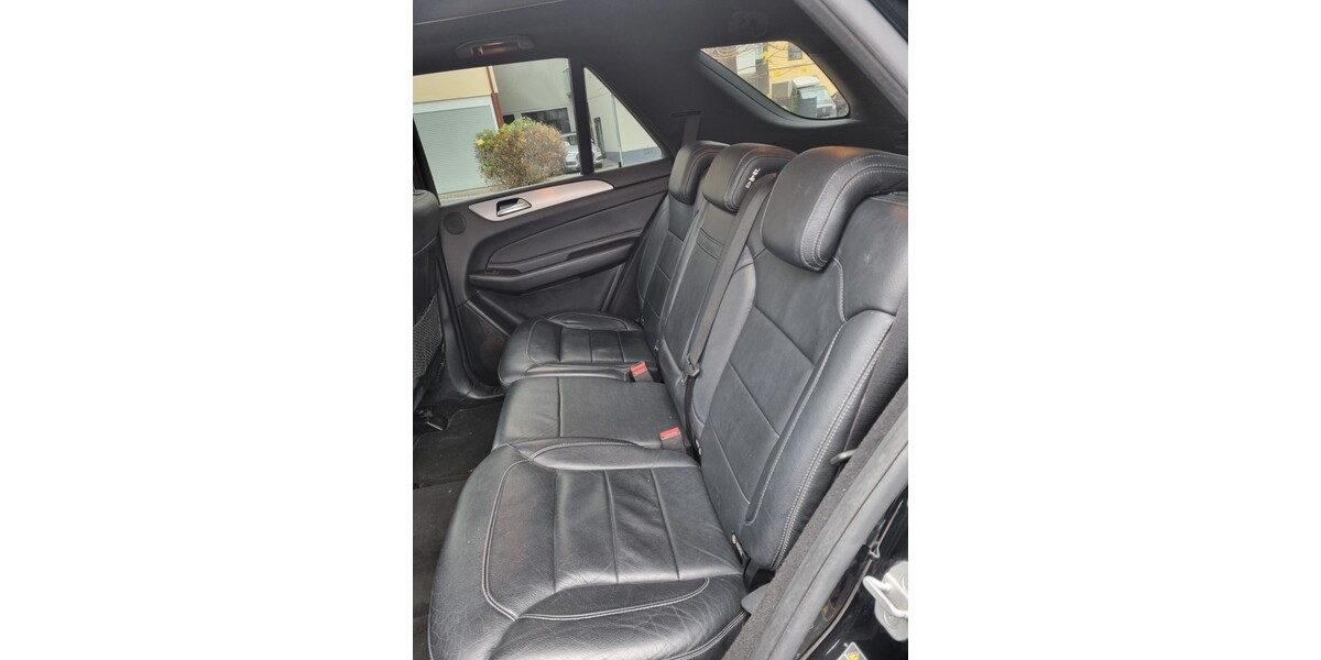 Mercedes-Benz GLE 350 KOMBI 4X MATIC 329.000 km 21.500 € Worms 67547