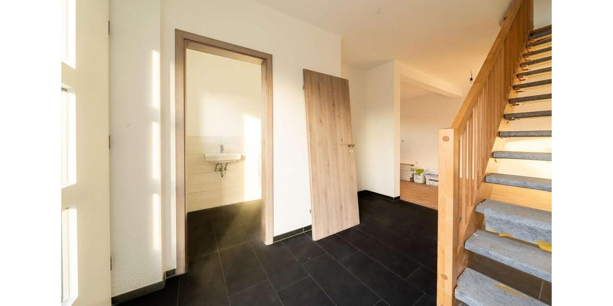 Doppelhaushälfte Blankenfelde-Mahlow Groß Kienitz - 4 Zimmer, 130 m&sup2;, 2.800&euro; | Angebot:26002166