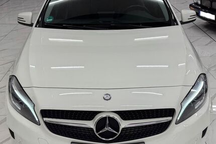 Mercedes-Benz A 180 137.757 km 9.800 &euro; Grenzach-Whylen 79639