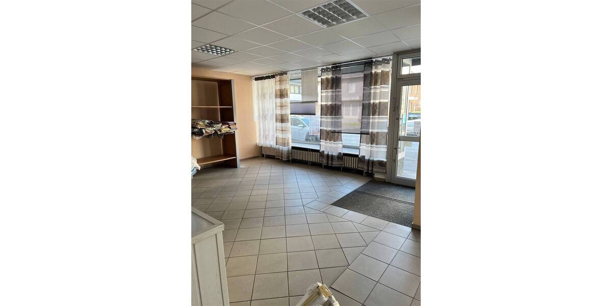 Gewerbeobjekt Beverungen - 3 Zimmer, 700&euro; | Angebot:25741647