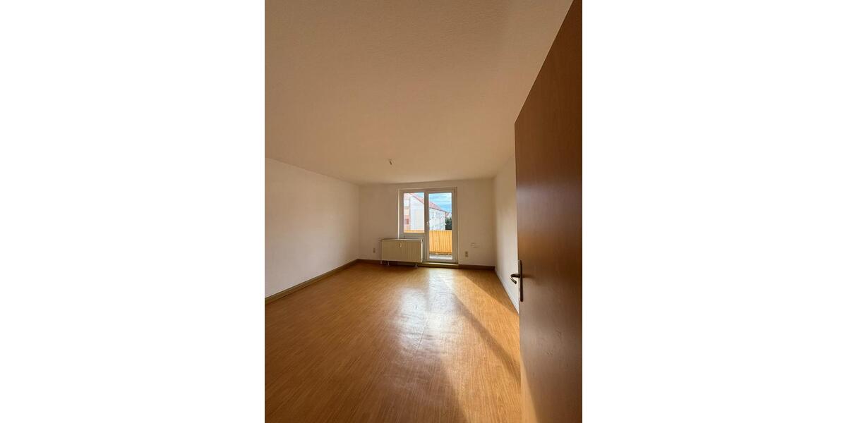 Etagenwohnung Gräfenhainichen - 3 Zimmer, 60 m&sup2;, 410&euro; | Angebot:22832037