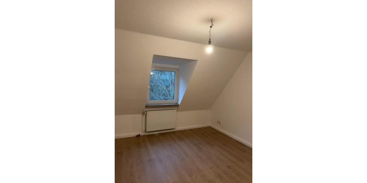 3-Zimmer Wohnung, ca. 65 qm, neu renoviert, Iserlohn 3 zimmer