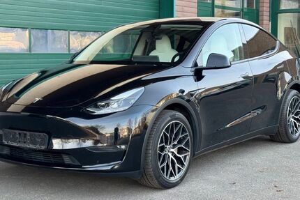 Tesla Model Y 74.500 km 33.980 &euro; Trier 54294
