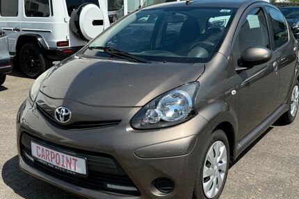 Toyota Aygo (X) 70.000 km 5.450 &euro; Brühl 50321