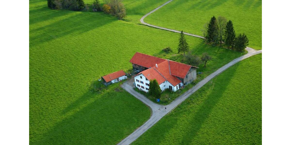 Bauernhaus, Landhaus Marktoberdorf - 8 Zimmer, 312 m&sup2;, 990.000&euro; | Angebot:27109012