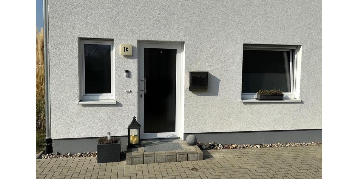 Reihenhaus Peine - 6 Zimmer, 154 m&sup2;, 1.260&euro; | Angebot:25374355