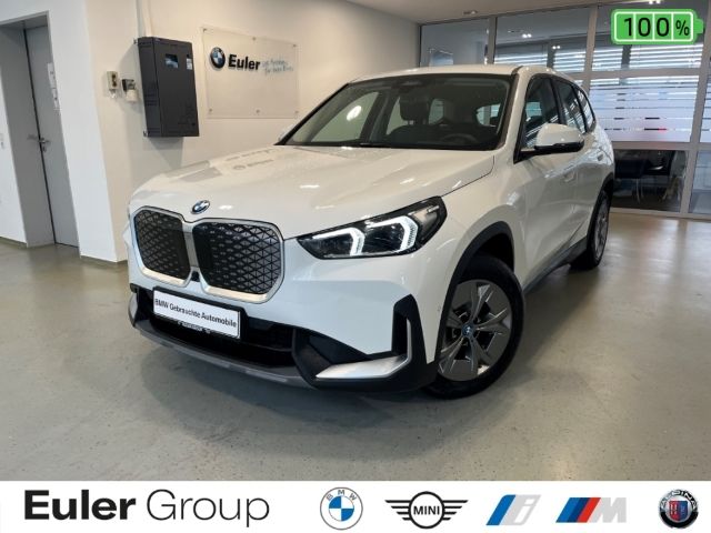 BMW iX1 18.591 km 37.499 &euro; Hofheim 65719