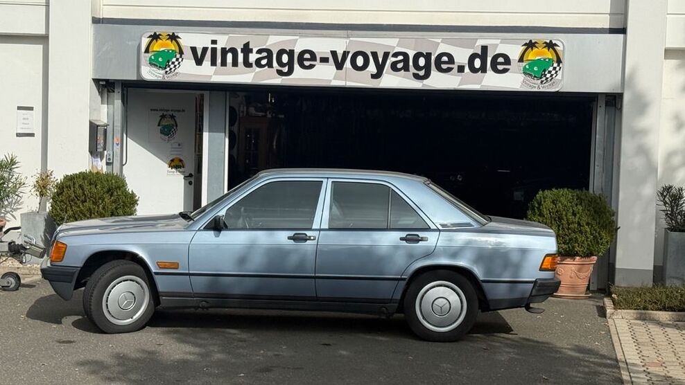 Mercedes-Benz 190 88.500 km 11.500 € Fürth 90765