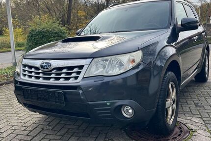 Subaru Forester 311.000 km 4.900 € Göttingen 37081